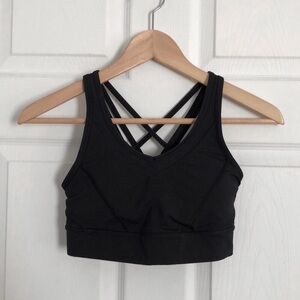 BNWOT black Lululemon sports bra
